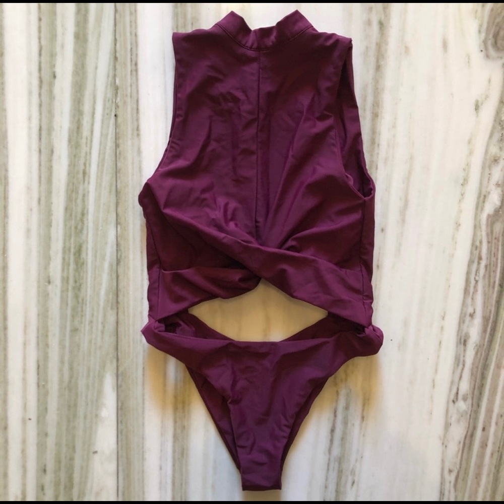 Cantik swimwear one piece